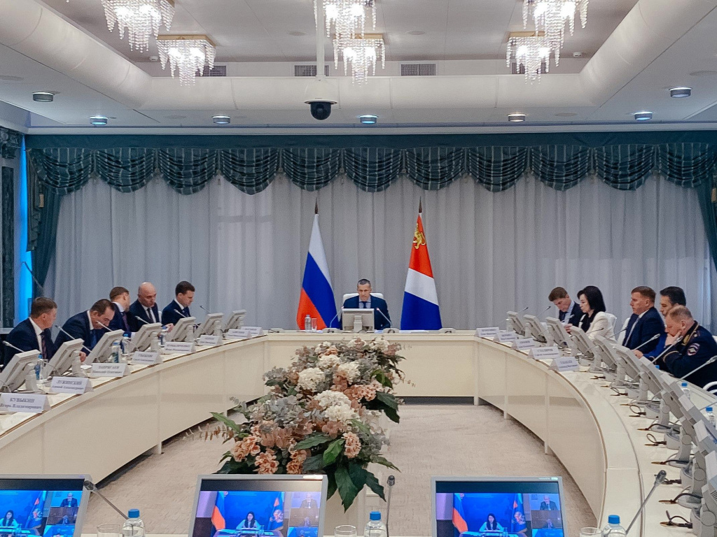 Трутнев